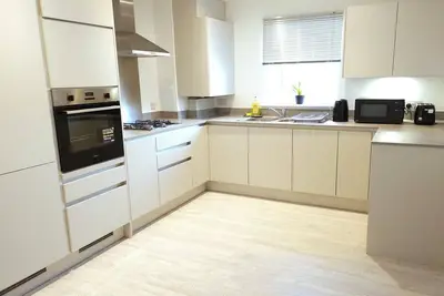 Image de Beautiful 2-bed Apartment in Greenhithe, Bluewater, Free parking space