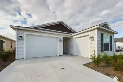 Image de Perfectly Placed in Moultrie Creek