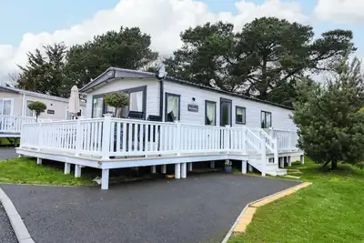Image de 117 Crosswinds, pet friendly, with open fire in Bembridge