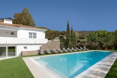 Image de Meilleures vacances économiques avec villa de luxe à Marbella