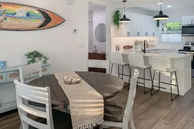 Image de Surf Chic 3br, Firepit, Boating, Fishing, Beaches