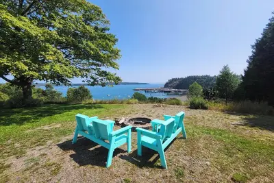 Image de Charming Historic Home with Stunning Views