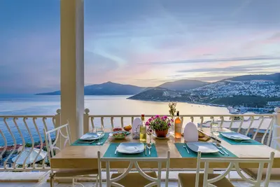 Image de Allegra Seven A luxurious modern 2 bed en-suite property in prestigious Kömürlük