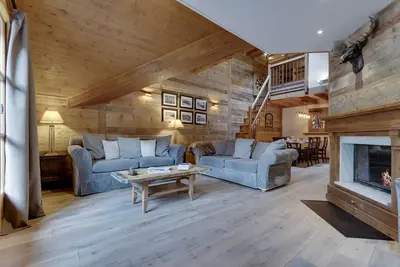 Image de Appartement skis aux pieds, 4 ch, 10 pers, piscine, jacuzzi, WiFi