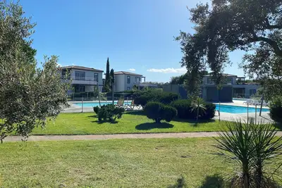 Image de Appartement 6 Pers \"Villa De Porto Vecchio\" Piscine 2kms Plage De St Cyprien