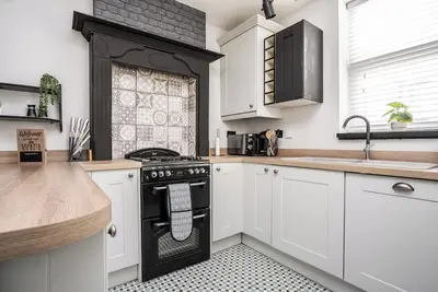 Image de Spacious 3-Bedroom House in Vibrant Liverpool – Your Perfect Getaway