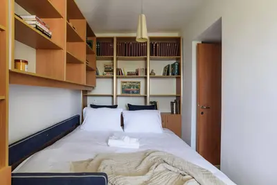 Image de Neta's Urban Sanctuary 3-bedroom in Tel Aviv