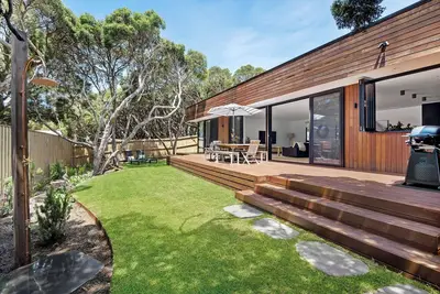 Image de Escape to Moonah Woods by the bay