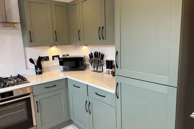 Image de Charming 3-bedroom house in Van Dyk Village, Chesterfield, with WiFi and parking