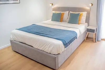 Image de Stylish 2 Bed 2 Bath Apartment in San Ġiljan Center