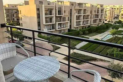 Image de Spacious 3-bedroom apartment with Ac and WiFi in charming Fifth Square AlMarasem