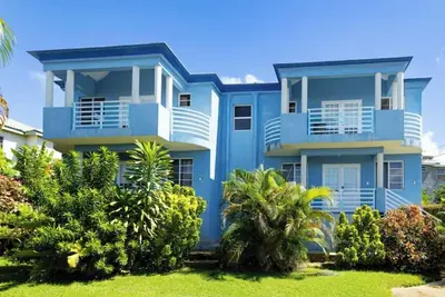 Image de Best E Villas St Silas St James. 3 Bedroom Apt. \n\n