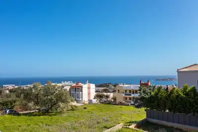 Ανακαλύψτε την πολυτέλεια και την άνεση που αναζητάτε στις διακοπες σας.