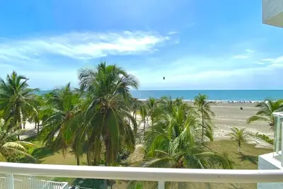 Image de Family-Friendly - Spacious Balcony - Direct Beach