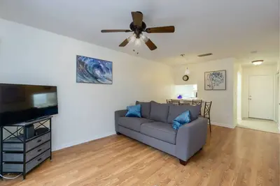 Image de Private townhouse at Foxmoor - just blocks to Uf