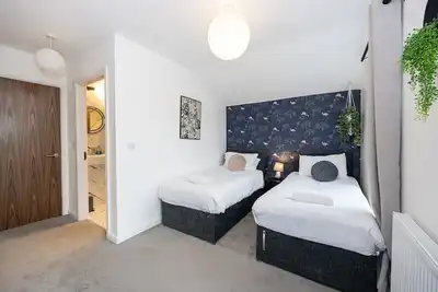Image de 5br/ Sleeps 8/ Free Parking