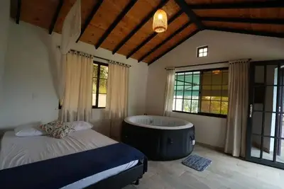 Image de Cabaña de la loma - Family Room with Private Bathroom\n\n