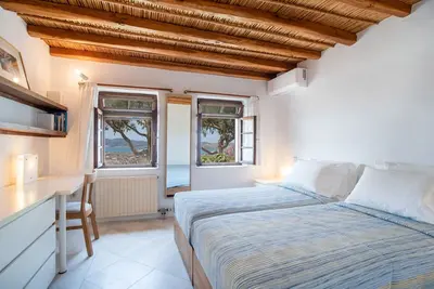 Image de Peaceful Marble Artist's Villa with Private Pool and wonderful Sunset Views