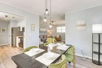 Image de Walk to Downtown & Coffee Shop: Thomasville Escape