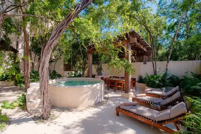 Image de New Apartment w Private Garden and Pool