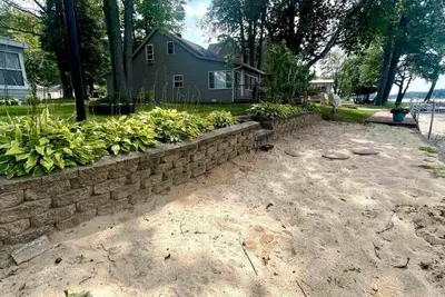 Image de Family-Friendly lakefront cottage on Secord Lake