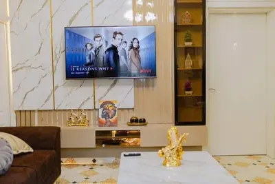 Image de Discover Abuja’s Finest: Luxurious 3-Bedroom apartment with Kay&M Homes