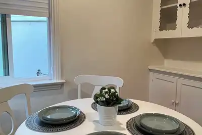 Image de Charming 1-bedroom house with Ac and WiFi in Alhambra