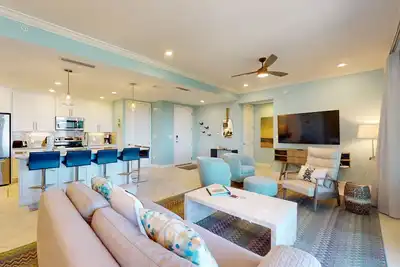 Image de Luxurious home with Ac, Wifi, resort style amenities and close to Gulf beaches