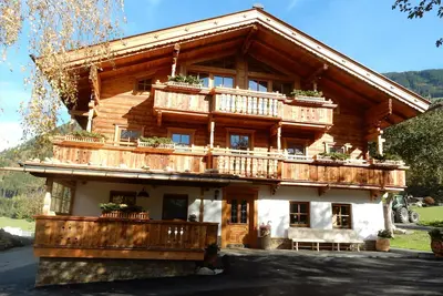 Image de Cozy vacation apartment on a farm in the Zillertal