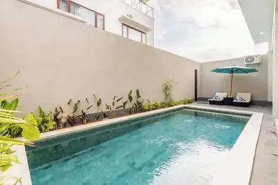Image de 6 Bedroom Villa2 Complex near Finns Club - Canggu