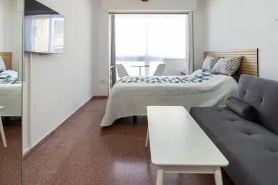 Image de Studio with parking space near the sea and the beach!