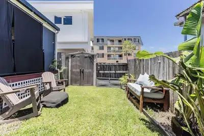 Image de 50 m from the beach & a short walk to pet-friendly cafes, restaurants, and bars