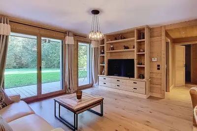 Image de Rochebrune- nouvel appartement 2 chambres, aménagement soigné