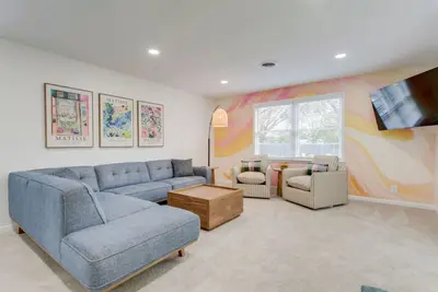 Image de Family Friendly: Pac-Man/Stock Tank Pool/Fire Pit