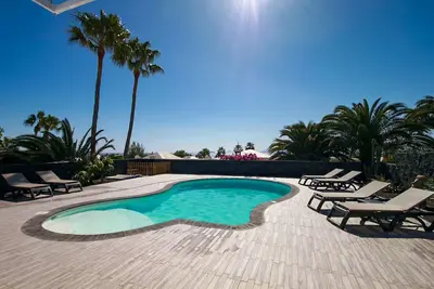 Image de Amazing sea and mountain views, heated pool and jacuzzi, aircondition\n