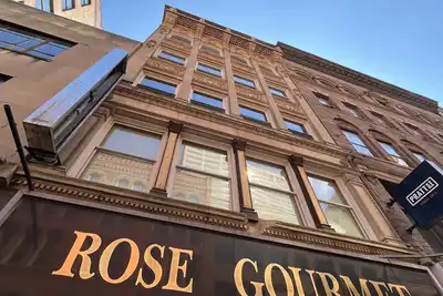 Image de Huge 4-bedroom Loft with WiFi, and Ac in amazing Pratt Street,