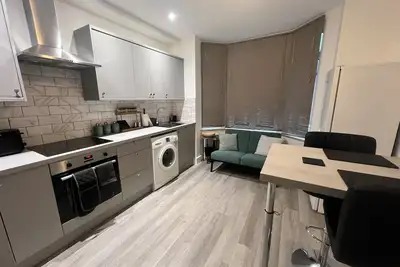 Image de Modern 2-Bed Flat with Private Garden