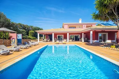 Image de Villa Carvalho near Porto de Mos beach and golf in Lagos\n