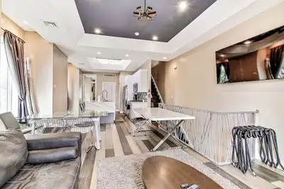 Image de Exquisitely Designed Gem! Roof Deck+Patio