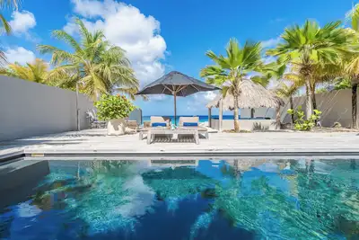 Image de Kas Lila - Luxurious Ocean front Piet Boon Villa with private swimming pool