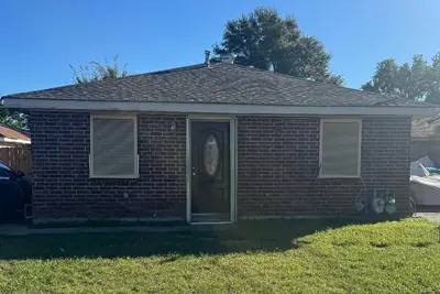 Image de Charming 3-bedroom house in fantastic Kenner with WiFi, Ac