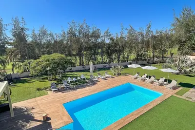 Image de Villa Maspalomas Royale| Luxury Retreat in Gran Canaria | Private Heated Pool | Charming Outdoor Dining Area & Bbq | Nestled in the Heart of Maspalomas | Maspalomas