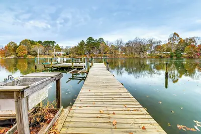 Image de Screened Patio, Deck & Grill: Saint Inigoes Home!