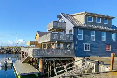 Image de Belle maison à Fjørtoft avec WiFi