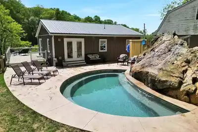 Image de Quiet house heated pool & waterfall open all year\n\n