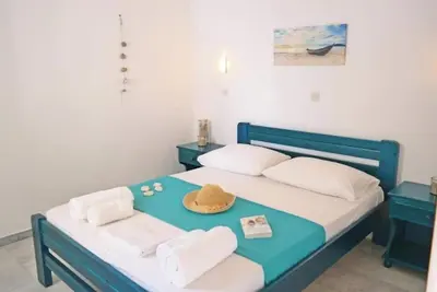 Image de Appartement 'Maroulis Studios - Studio 1' avec jardin privé, Wi-Fi et climatisation