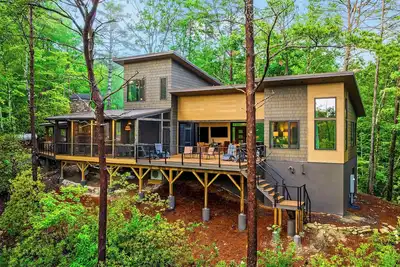 Image de Luxury Retreat by Gorges State Park: Trails, Waterfalls, Sauna & More