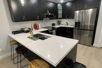 Image de Cozy 2-bedroom townhome in amazing Belleville with Ac, WiFi