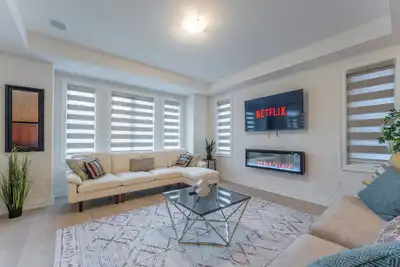 Amazing Cambridge Home ~ Relax & Unwind in Comfort