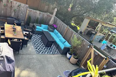 Image de Brand New, Modern Oasis suite with Coastal vibe